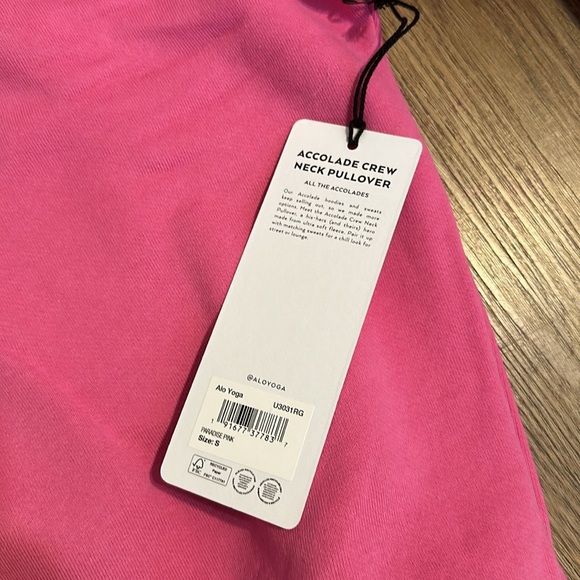 🎀Alo Paradise Pink Accolade Pullover🎀 - Picture 6 of 7